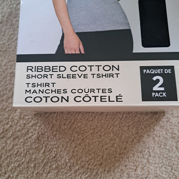 Tahari Ladies Ribbed Cotton T-shirt Women's Size Small Tee Black White 2 Pack - Picture 10 of 14